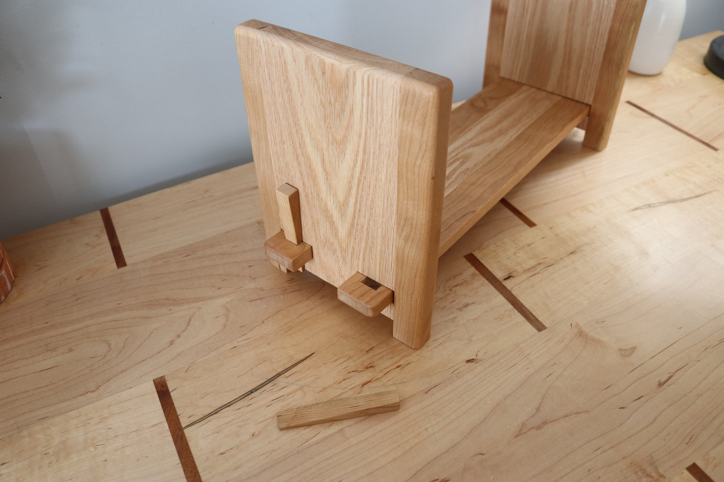 Bibliothèque de table réglable - Cerisier et chêne rouge